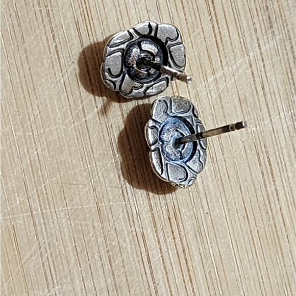 Brighton shell swirl post stud earrings‎ - Picture 3 of 4